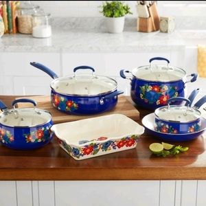 mic 10 Pc CW Classic Belly with Dazzling Dahlias